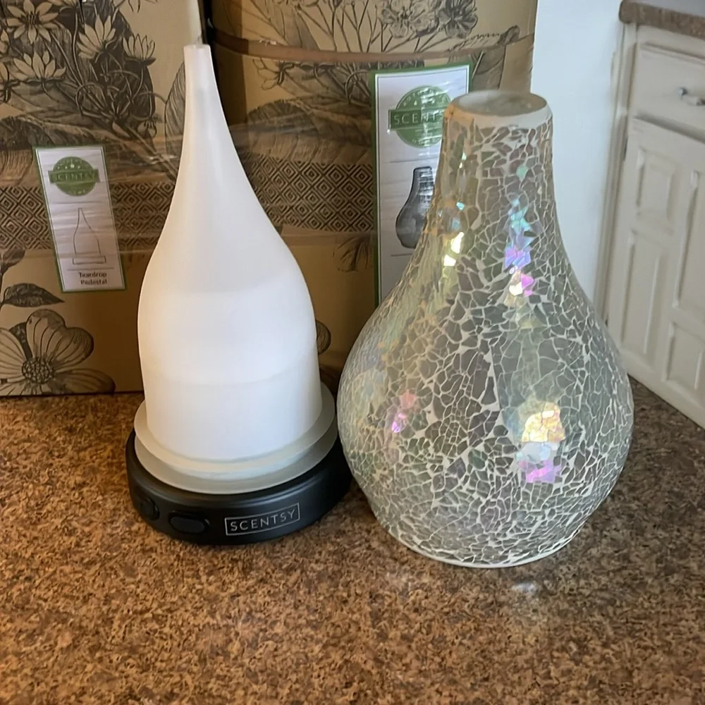 Enchant Diffuser by Sentsy